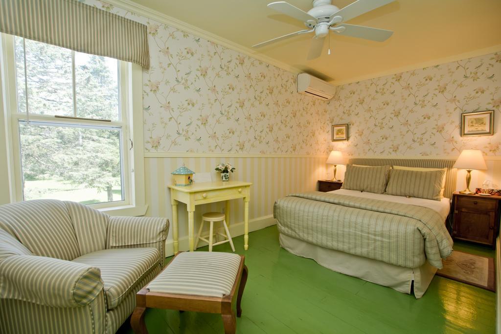Auberge La Raveaudiere North Hatley Phòng bức ảnh